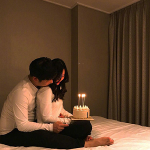 是否两个人足够捕捉爱的镜头