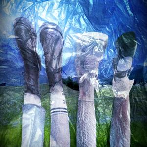 dogs (feat. heartstopmiami)