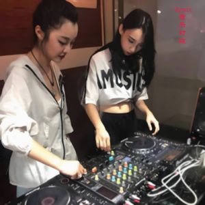 当你孤单你会想起谁,给你留念,那些年,你把我灌醉 (Dj)