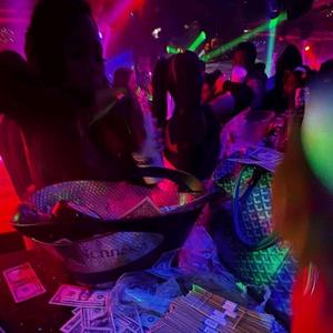 Innit (feat. Karma XL)