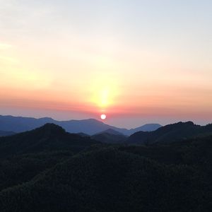 吃两碗抄手-20220901_014811音频提取（吃两碗抄手 remix）