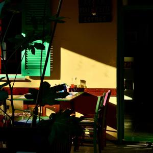 Thoughts in my room (feat. Distant)