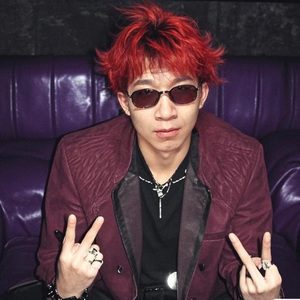 褪色霓虹心电图