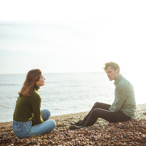 Poolside (feat. Lydia Clowes)