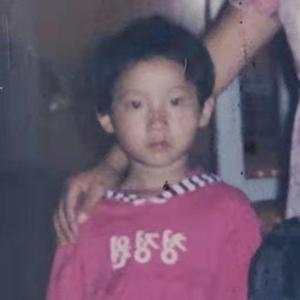 长发拂过的温柔