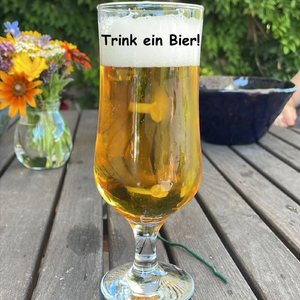 Trink ein Bier