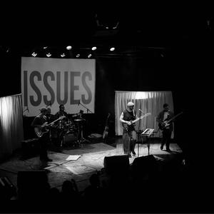 Difícil de querer (feat. The Daddy Issues) (Teatro Mori)