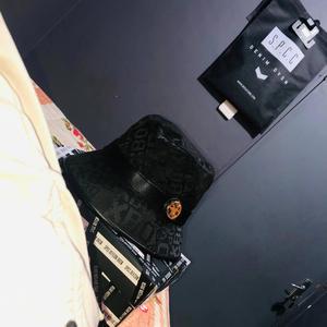 Nthwela (feat. The king)