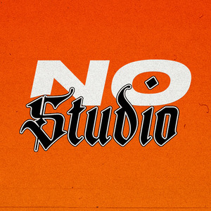 No Porte da / No Studio