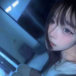 灰烬中绽放自由