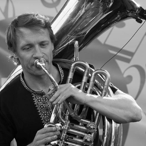 Whistling Tune (feat. Stewart Curtis)