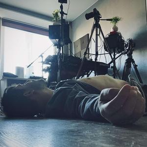 За светом лунным притаился скарабей