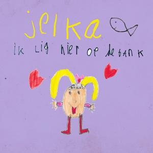 Ik lig hier op de bank