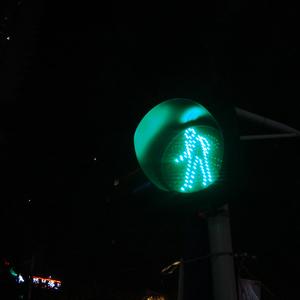 再也不要在夜里低气压到无法呼吸了（prod by Morrow x IOF）