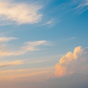 霁色晴空