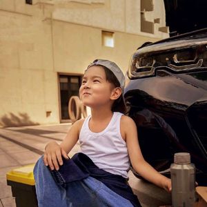 我们的爱像是花朵最后变成了花火