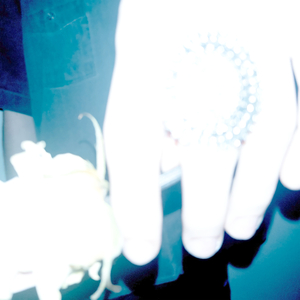 красный мрамор