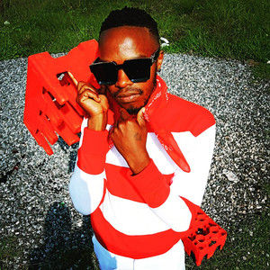 Uyosalakuphi (Acoustic)