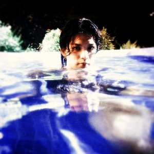 叫醒我的不是闹钟而是想见你的我