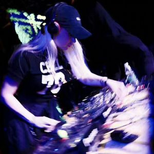 烦恼进入我的耳朵里