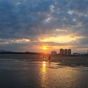 歌名是：我希望遇到一个害怕失去我的人