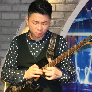 电吉他曲—《我和我的祖国》