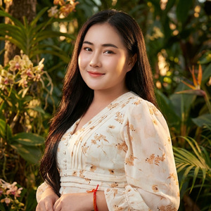 ເສຍດາຍຜົວເກົ່າ (เสียดายผัวเก่า)