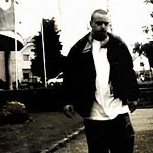 Policijska država (feat. Palac MC)