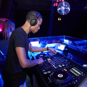 深夜Emo, 沉醉迷幻