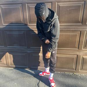 Magic (feat. S3dashxxter & KsfKris)