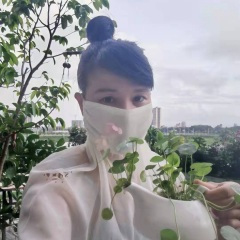 人生何处不相逢