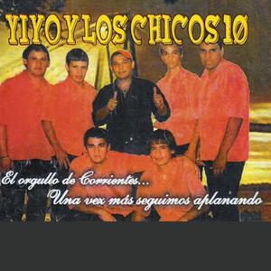 Agua sobre agua/Mi carcel/Ladron de buena suerte/Enamorado/Corazon de miel (Medley)