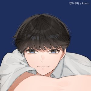浮かぶ月