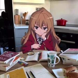 感到难过我会躲进被窝睡觉