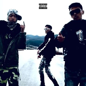 开心也不是伤心也不是