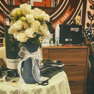 我会在所有风景优美的地方亲吻你