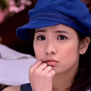 恋人手中樱花草