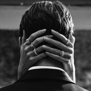 Cahildim Dünyanın Rengine Kandım