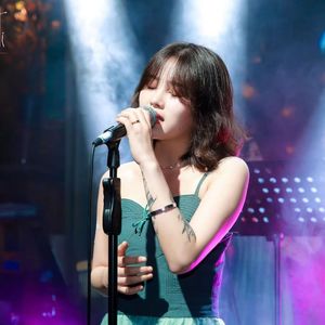 彭席彦 - 摇滚天生大一号 (Live)