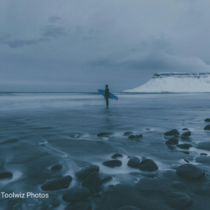 没有☀的雨天，守着窗儿