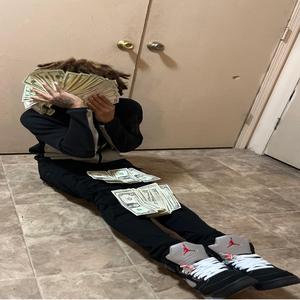 Racks (feat. hazee)