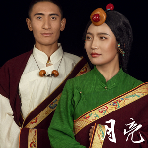 月亮把情歌带向远方