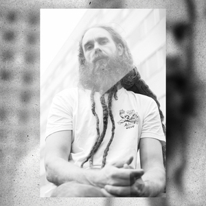 Svensson sover (intro)