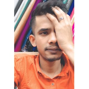 তোমার সাথে যে ঘন্টার পথচলা