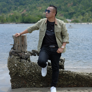 Cemburumu Menyiksa Ku