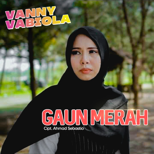 Gaun Merah