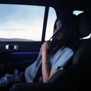 往街里绕过一周