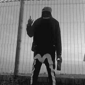 Heartless (feat. datkidkobby)