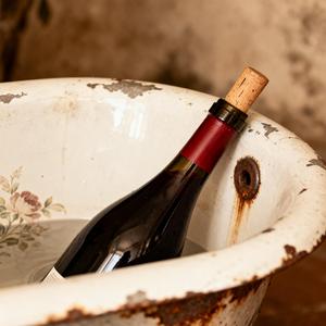 CZERWONE WINO