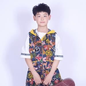 小小少年 (伴奏)